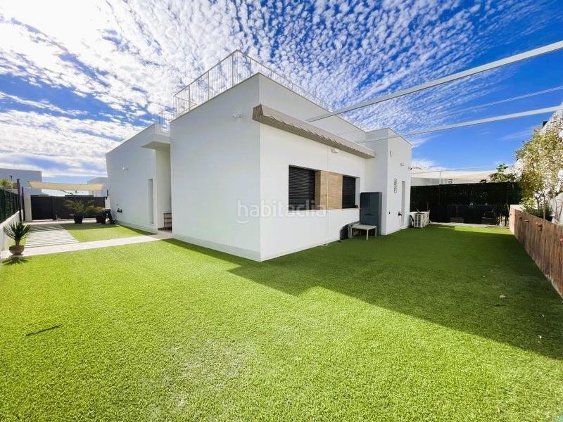 Foto 3bbbaa37-f6dd-40a9-9e0c-acbea336e40c. Haus mit heizung pool in balcón de Finestrat-terra marina Finestrat