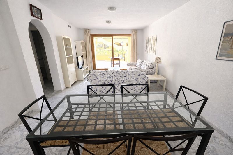 Foto 74d48608-a8cd-4b8c-bf2d-61ac88f46595. Apartament amb calefacció piscina a Mascarat Altea