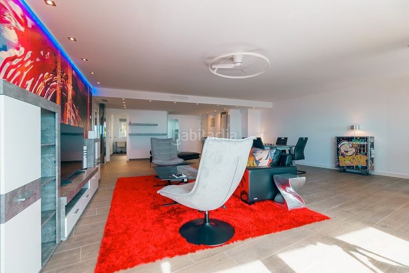 Foto 276780d1-dbf5-425e-bcfb-f286873f8697. Apartamento  reformado con vistas al mar en Mascarat, en Altea