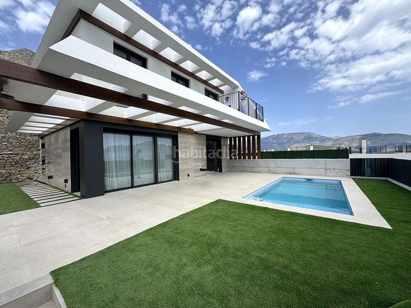 Foto a2ada4c7-9199-40b0-89de-87201e8eea99. Casa amb calefacció piscina a Casco urbano Polop