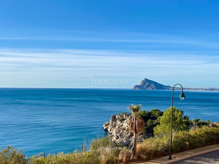 Foto 16701eed-51a8-46aa-941b-7a1cb5d712ca. Apartament amb piscina a Mascarat Altea