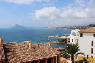 Apartment in Mascarat. Apartamento con vistas en la cala de mascarat