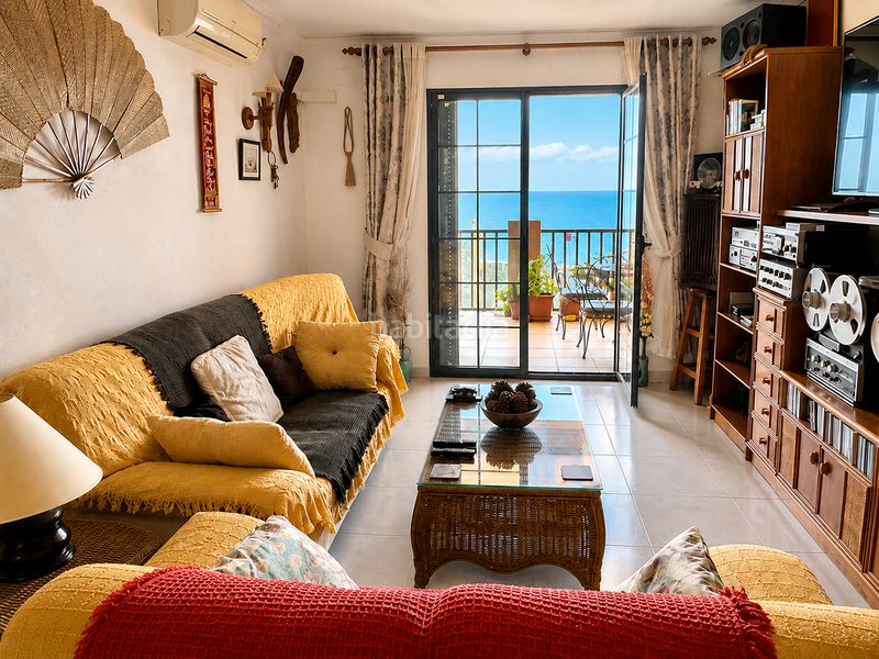 Foto a31b0950-9967-4873-a6be-f1902dc34421. Apartament amb piscina a Mascarat Altea