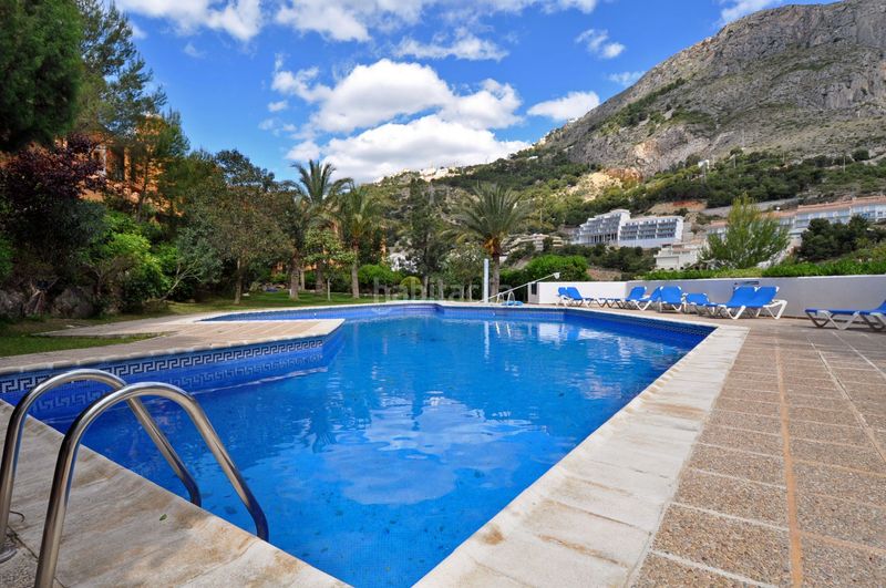 Foto ae5b8783-adc0-4546-8bc5-d7301d19a2d6. Apartament amb piscina a Mascarat Altea