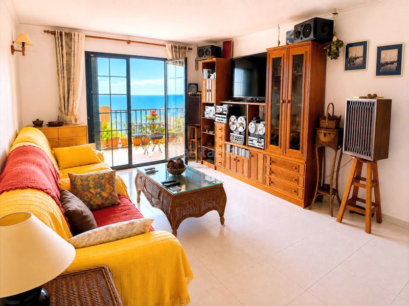 Foto c3c80d8c-7cb1-42a2-8ef0-7286a64bbe38. Apartament amb piscina a Mascarat Altea