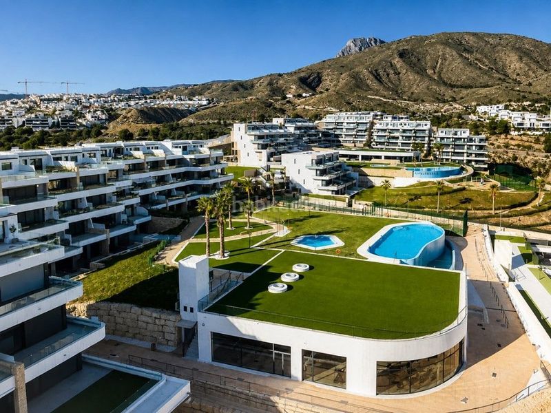Foto 0eee9e39-73af-47ff-80b2-70a436fa93fe. Dúplex amb calefacció piscina a Golf Bahía Finestrat