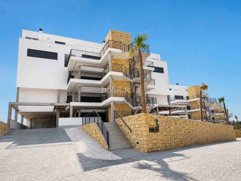 Foto fbe55c0e-13de-4752-8a2e-34948763c013. Dúplex amb calefacció piscina a Golf Bahía Finestrat