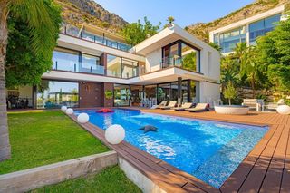 Chalet à Av europa. Villa de lujo con impresionantes vistas al mar en altea hills
