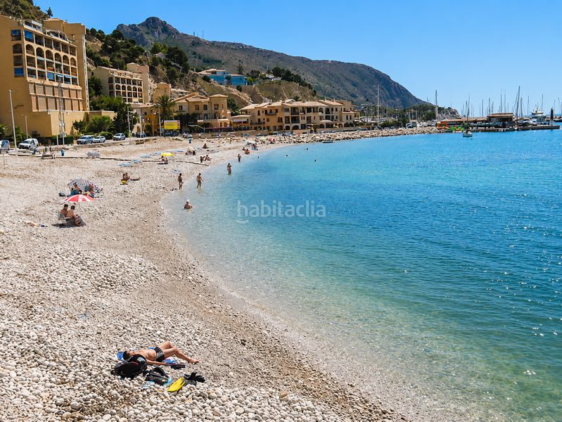 Foto 318678b6-a9b3-4158-847e-3cd2c906b1d9. Apartament amb calefacció piscina a Mascarat Altea