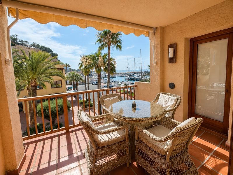 Foto 9f9bc824-a91c-4a88-99e0-ae377d7aada3. Apartament amb calefacció piscina a Mascarat Altea