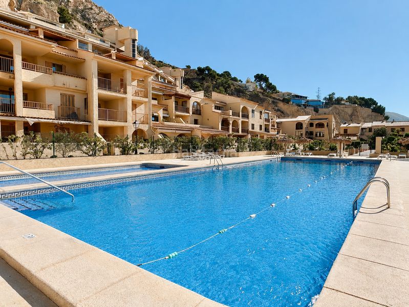 Foto ac7476b3-e26d-40f9-8660-1c78f3514b0b. Apartament amb calefacció piscina a Mascarat Altea