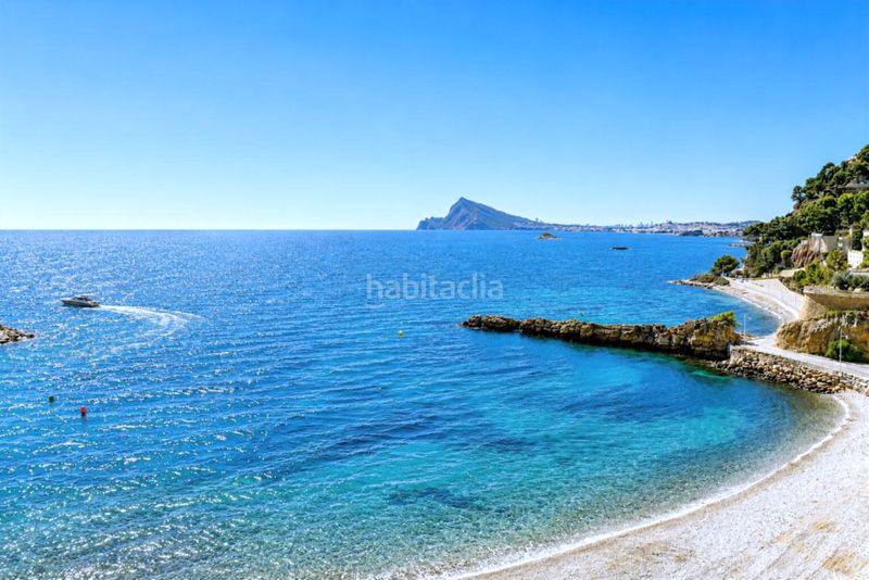 Foto b6e57f0c-6afa-4076-9c16-070beeb79815. Apartament amb calefacció piscina a Mascarat Altea