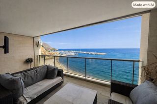 Apartamento en Mascarat. Apartamento en primera linea
