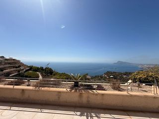 Location Attique  Europa 30. Atico sin muebles con amplia terraza en altea hills