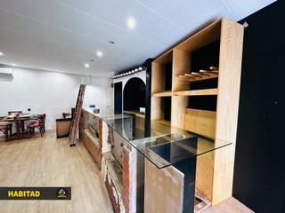 Rent Business premise in Vinyets-Molí Vell. Excelente ubicacion