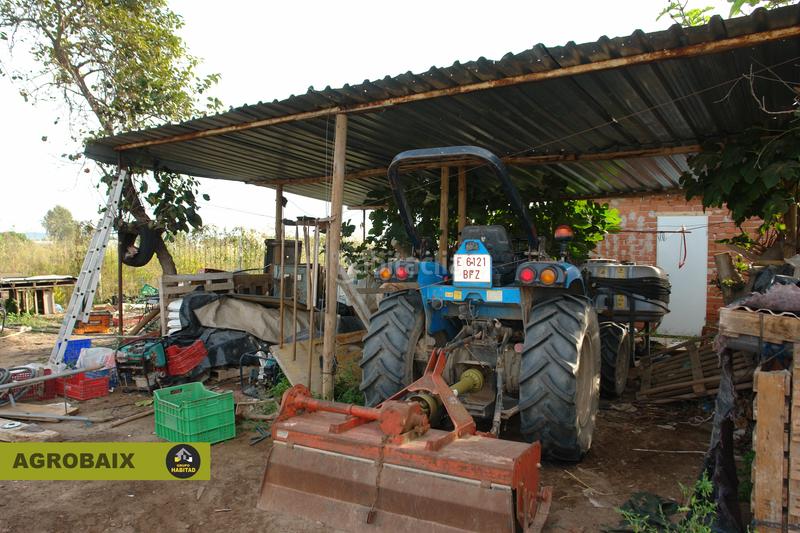 Foto 9d57e6d0-c54c-4cd3-93ca-f8669a1d9d0e. Finca rústica excelente ubicacion en Gava Mar Gavà