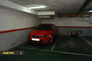 Parking voiture à Centre. A cinco minutos de la estación