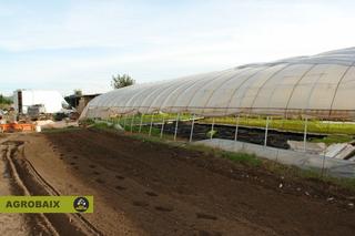Finca rústica a Passeig Maragall. Con luz de compañía