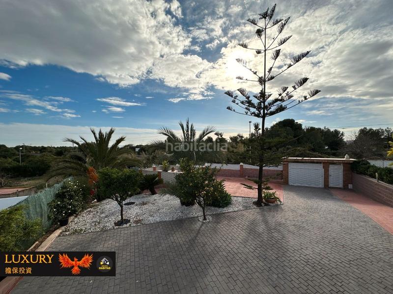 Foto 20f6d5eb-3d7f-41e4-a09b-a9284252ba7c. Chalet con gran parcela en Roda de Barà