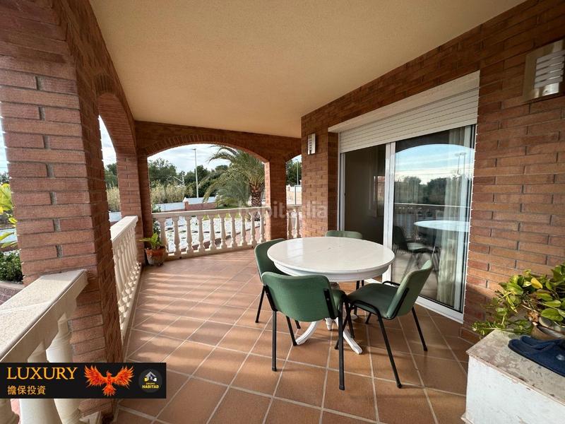Foto 76c4e1c9-ba6b-4c11-88bd-9273eb0c8acd. Chalet con gran parcela en Roda de Barà