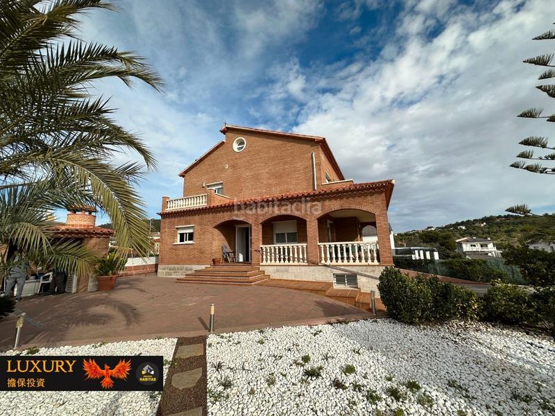 Foto ae271f70-751d-41c8-b767-14b1156c1733. Chalet con gran parcela en Roda de Barà