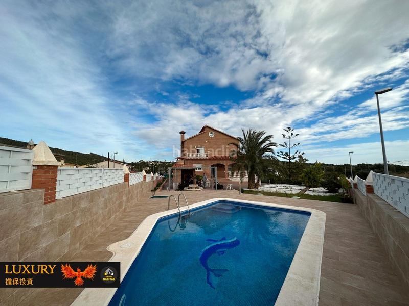 Foto b500af3e-6b00-4d5f-9c53-0cad6d98b529. Chalet con gran parcela en Roda de Barà