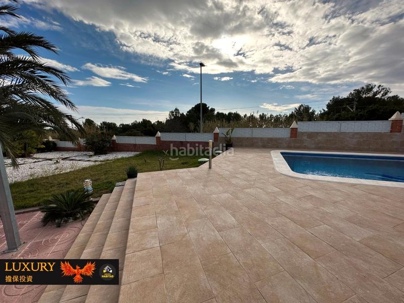 Foto c1ceeb56-d5e6-48ff-84de-76bc38a13add. Chalet con gran parcela en Roda de Barà