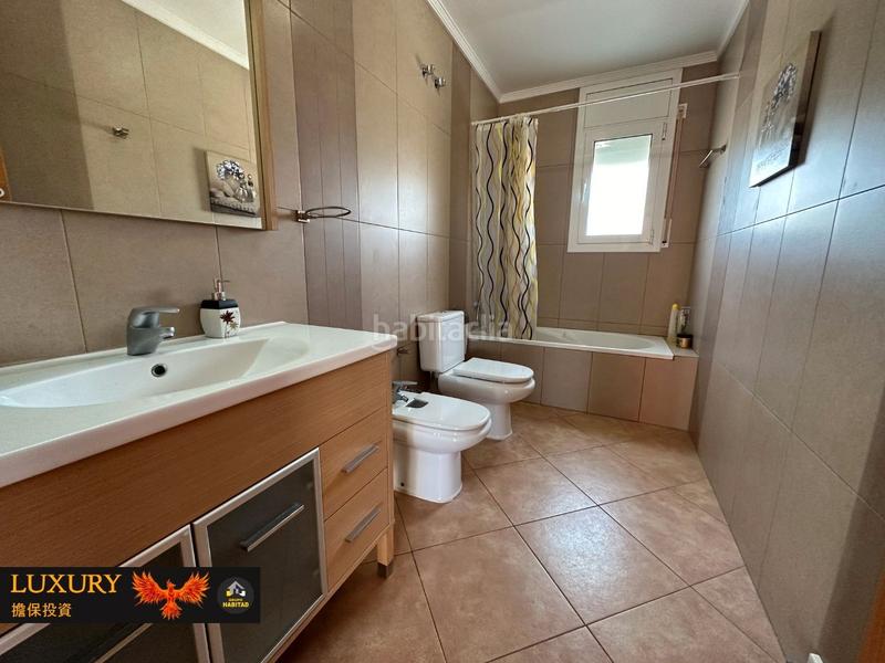 Foto c4c6c0bb-7a96-45f3-b2b1-57a52bd1a0dd. Chalet con gran parcela en Roda de Barà