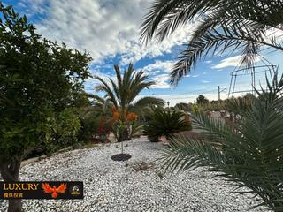 Chalet in Roda de Barà. Con gran parcela