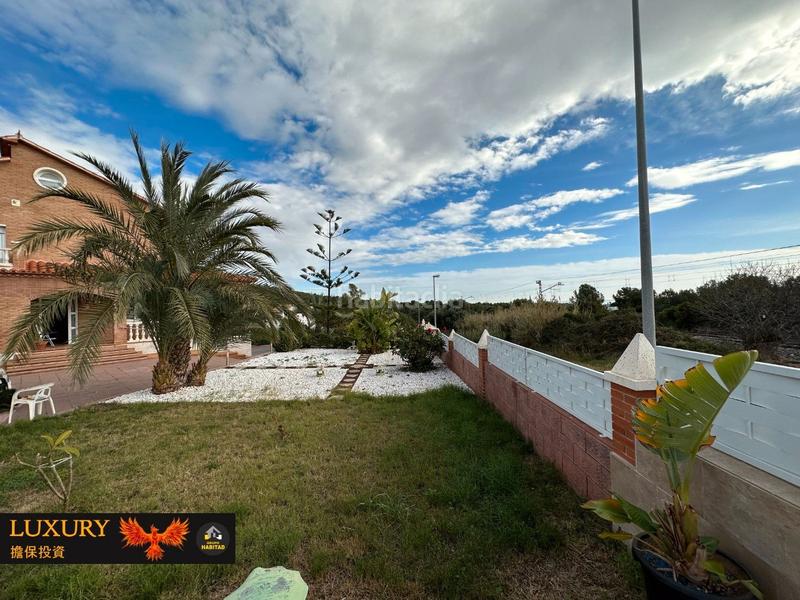 Foto ebc4280a-b64b-454e-8a91-fb76c26276b6. Chalet con gran parcela en Roda de Barà