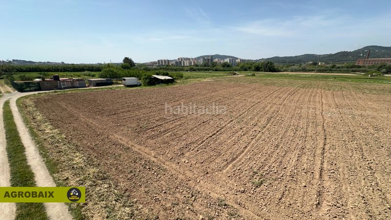 Foto 062686ac-e3e0-4d17-a138-4a6e8e4c2536. Finca rústica a Santa Coloma de Cervelló