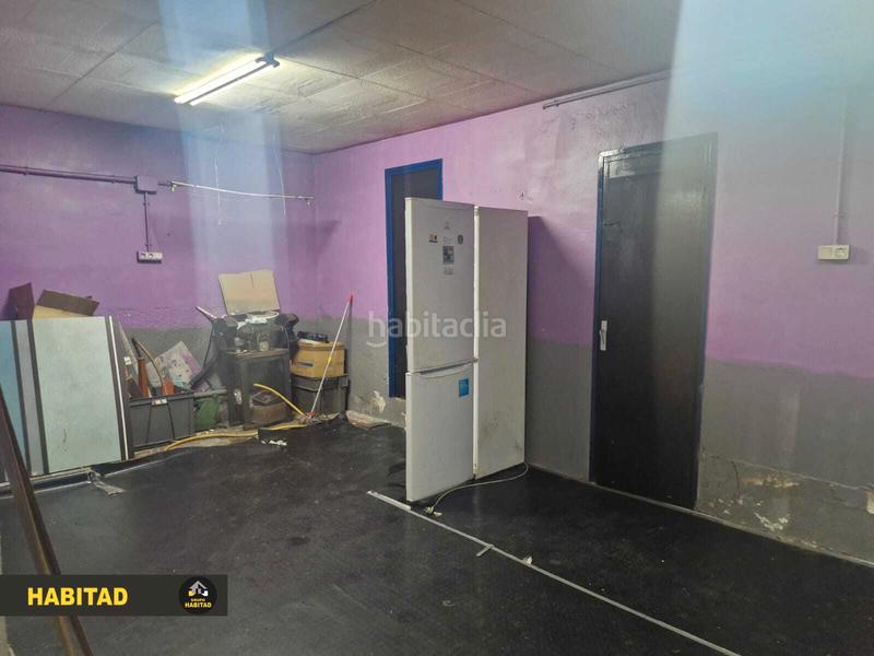 Foto f12852a8-f9fe-4d8c-b4e9-1e603ab18e1d. Local comercial a Marianao Sant Boi de Llobregat