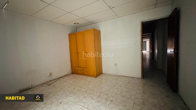 Foto 96f066ea-1842-420c-9a59-ade16648e061. Local comercial en carrer de mossèn jacint verdaguer 170 gran tamaño en Sant Boi de Llobregat