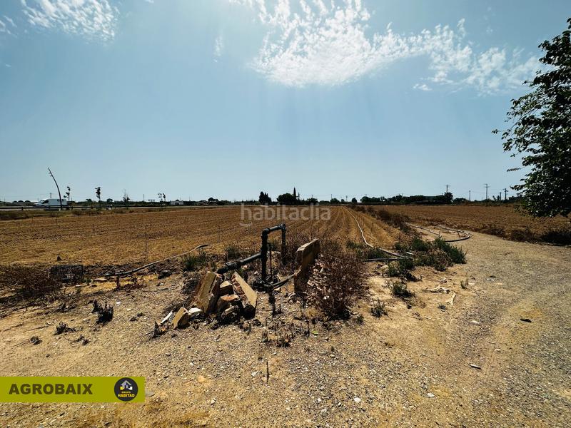 Foto b2075324-9289-4e26-95b6-fdbc2d52b7c6. Finca rústica excelente ubicacion en Vilamarina Viladecans
