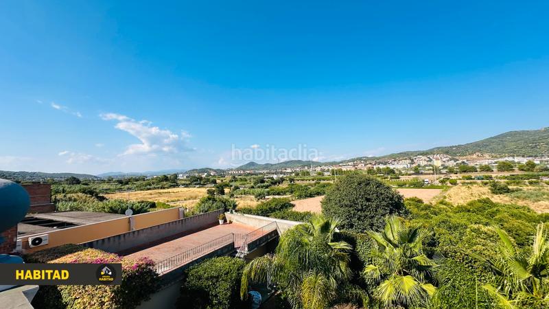 Foto e6639e09-be32-4476-ae19-57625168ec7f. Casa con camino parcheggio in Sant Vicenç dels Horts