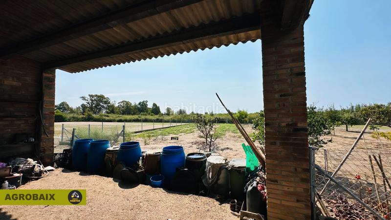 Foto 0e314d7b-e333-4f30-b268-cf84ea78007b. Finca rústica en avinguda del mar 2 en excelente ubicación en Gavà
