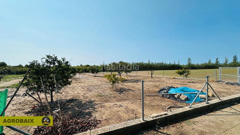 Foto 1787745d-29b1-4eaa-b6fc-0ef93c191ed3. Finca rústica en avinguda del mar 2 en excelente ubicación en Gavà