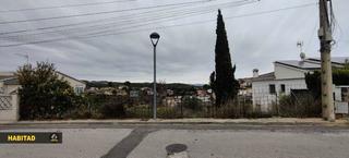 Terreno residenziale  Carrer cadaqués. Perfecta orientación