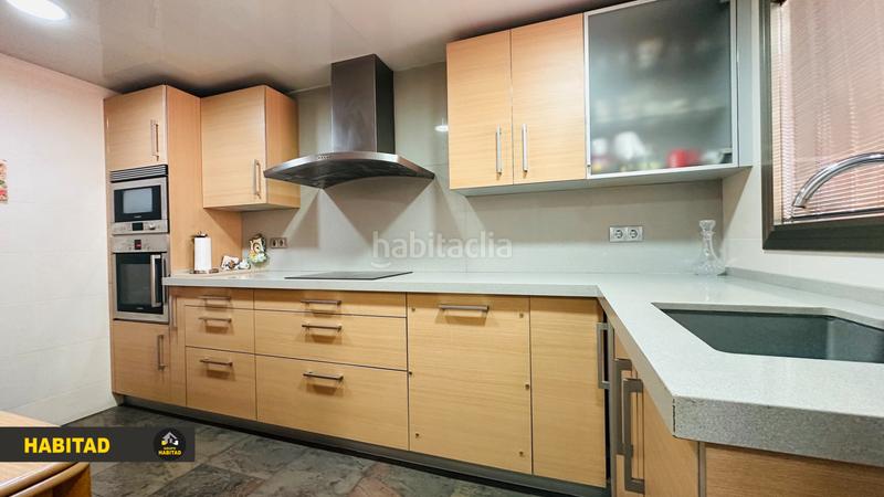 Foto 54b2ab2d-7a7f-4eea-bac9-9fe41d26ff66. Casa a schiera con camino riscaldamento in Vinyets-Molí Vell Sant Boi de Llobregat