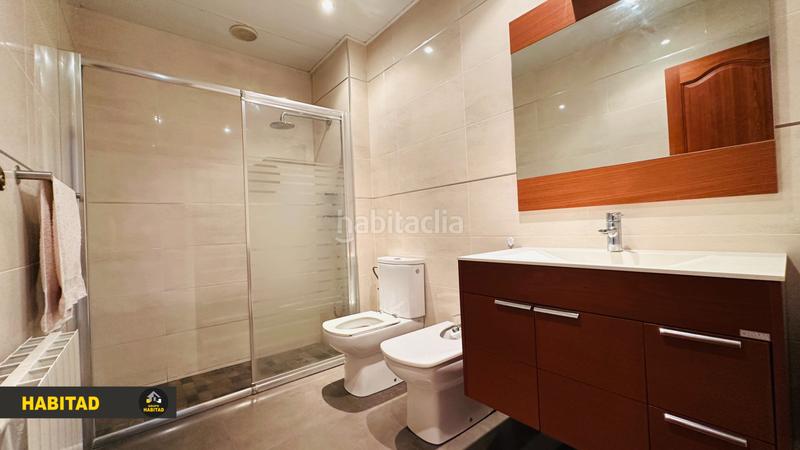 Foto 735d8508-4bef-441b-aba0-2026485e070c. Casa a schiera con camino riscaldamento in Vinyets-Molí Vell Sant Boi de Llobregat