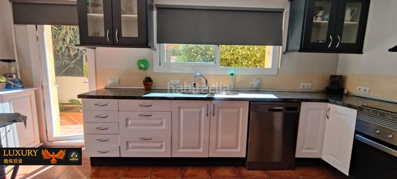 Foto 227d153d-32dc-457f-b22d-0ed34ebc8dbb. Chalet with fireplace heating parking pool in costa Cunit - els jardins - els rosers Cunit