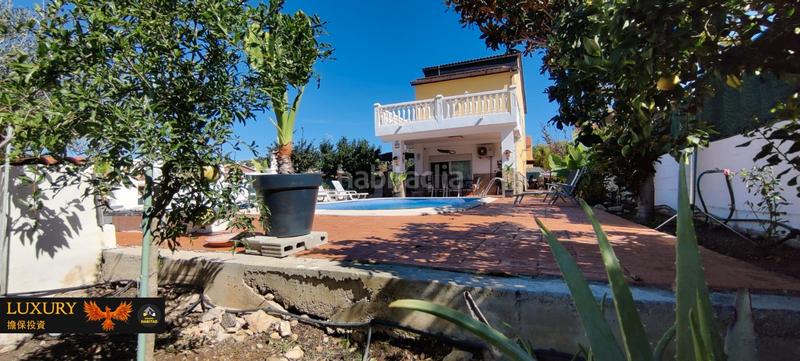 Foto ae180fdc-2cfa-4e22-9b28-539109fb8ae3. Chalet with fireplace heating parking pool in costa Cunit - els jardins - els rosers Cunit