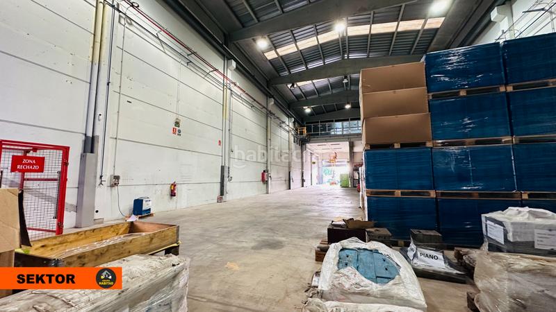 Foto aacdfd96-1ba9-4e11-acf6-93c898ee3cee. Lloguer nau industrial a Casablanca Sant Boi de Llobregat