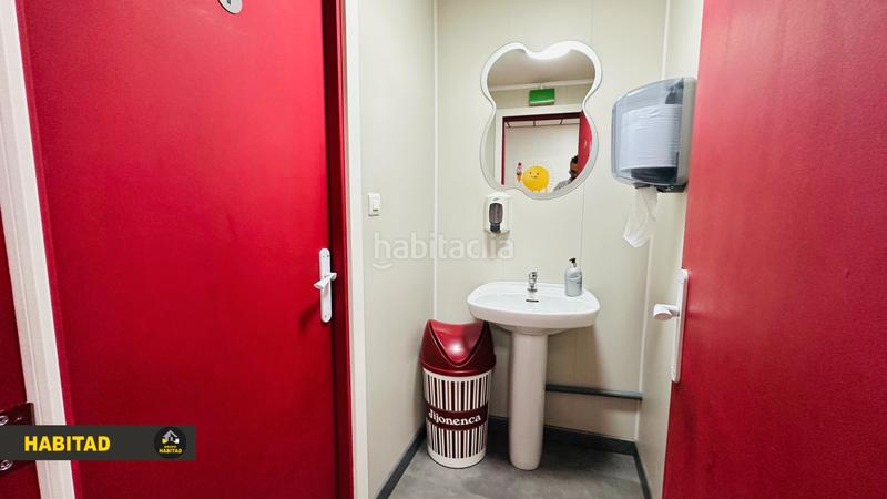 Foto fa8a845e-e4c0-4003-93b4-e57d669d821f. Affitto locale commerciale con riscaldamento in Marianao Sant Boi de Llobregat