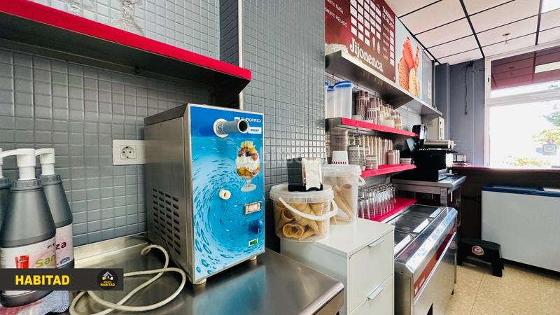 Foto c197fd77-50f7-4a2c-83a2-5f902be95d64. Location local commercial avec chauffage dans Marianao Sant Boi de Llobregat