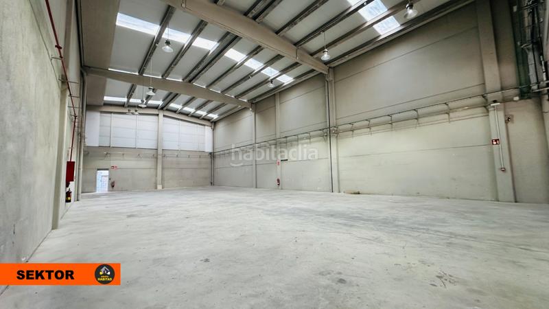 Foto 721b917b-a5eb-496f-a854-82adbd6ad342. Miete fabrikhalle in Cervelló