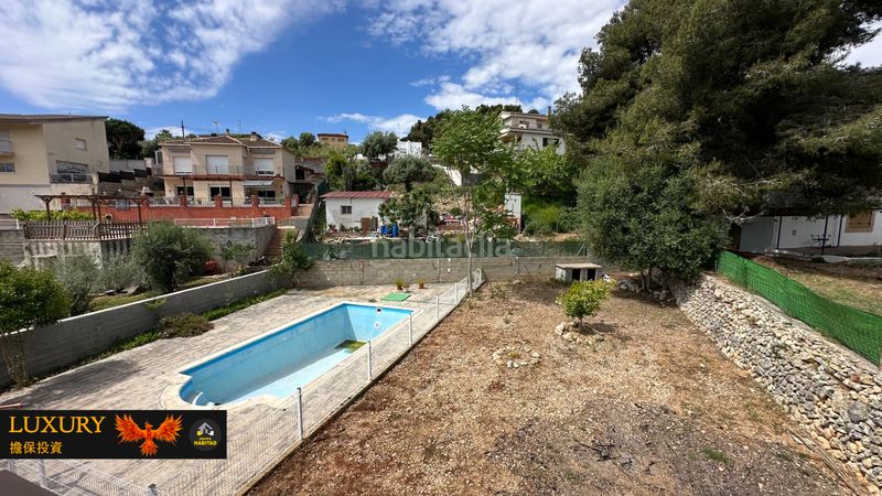 Foto c87c629f-4994-4de5-8c1a-565706f4a54a. Xalet amb calefacció piscina a costa Cunit - els jardins - els rosers Cunit