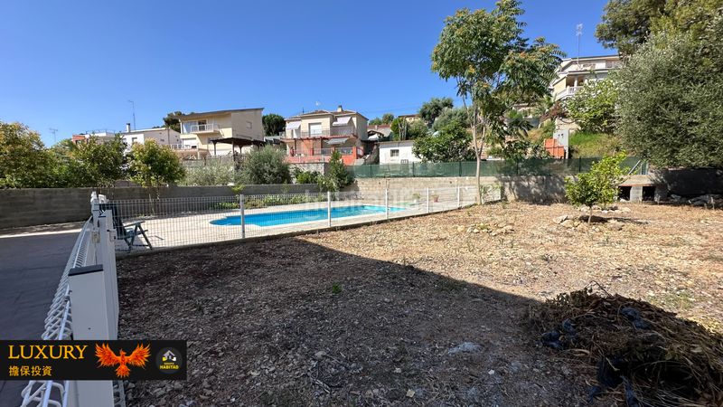 Foto db06f720-509c-4c24-af38-c9519e1fea86. Xalet amb calefacció piscina a costa Cunit - els jardins - els rosers Cunit