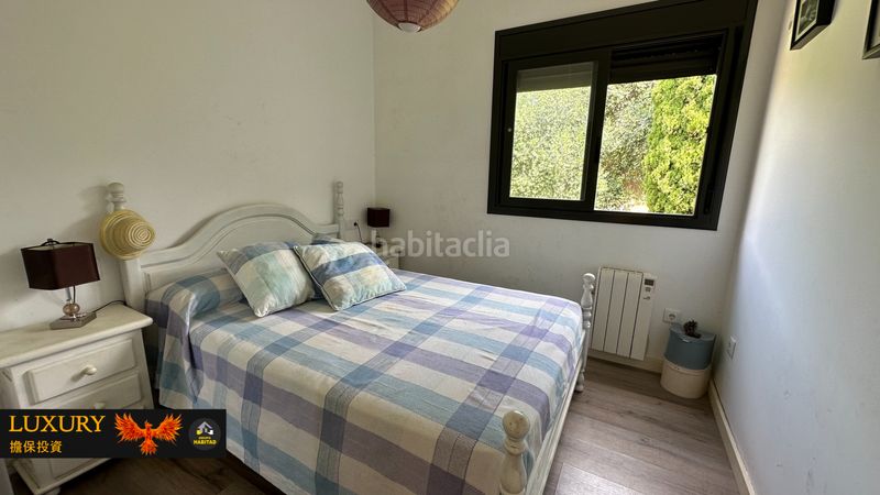 Foto ef103748-a3c7-43c1-831b-3e74500811be. Xalet amb calefacció piscina a costa Cunit - els jardins - els rosers Cunit