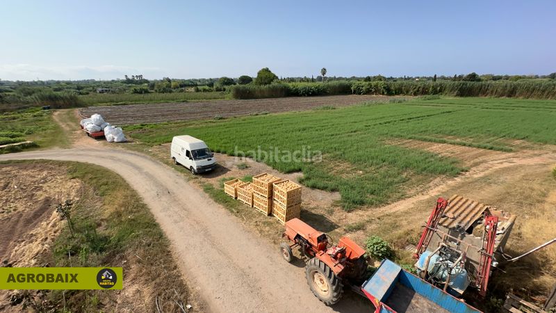 Foto ec20afb7-c6a6-4e3d-9c6c-bb27b910447d. Finca rústica a lloc raurell 37b a Gava Mar Gavà